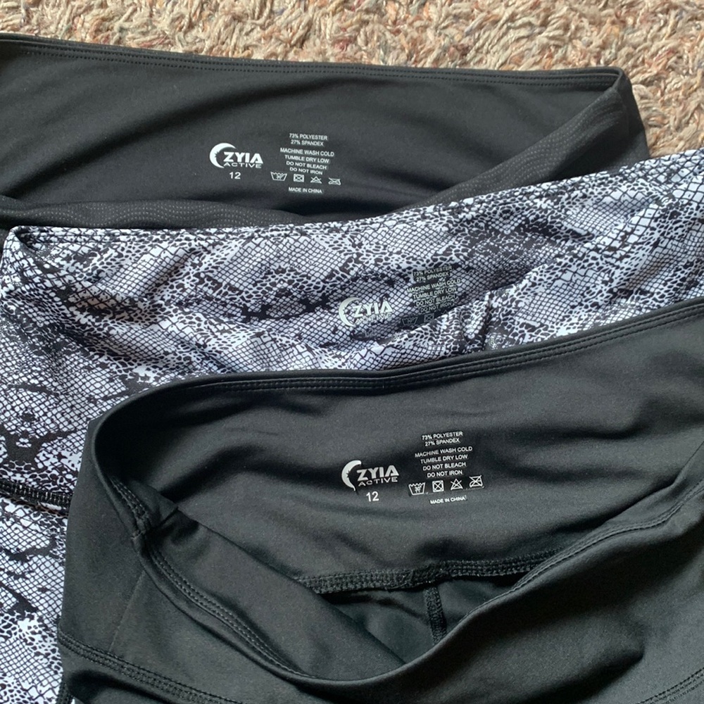 Set of 3 Zyia Light n Tight Leggings